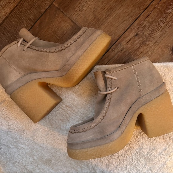 Chloé Jamie Suede Platform Lace-Up Booties - Picture 6 of 15